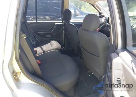 2004 Jeep Grand Cherokee Laredo z USA, uszkodzony, nr VIN 1J4GW48N94C331517